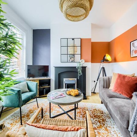 Coventry Fashionable House, City Centre, Free Parking, Sleeps 4, By Empower Homes Buitenkant foto