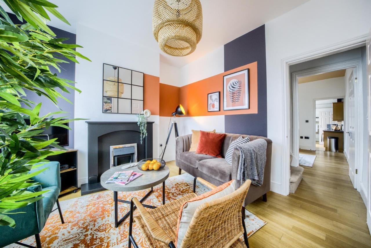 Coventry Fashionable House, City Centre, Free Parking, Sleeps 4, By Empower Homes Buitenkant foto